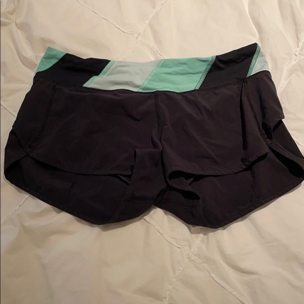 Lululemon black shorts size 6
